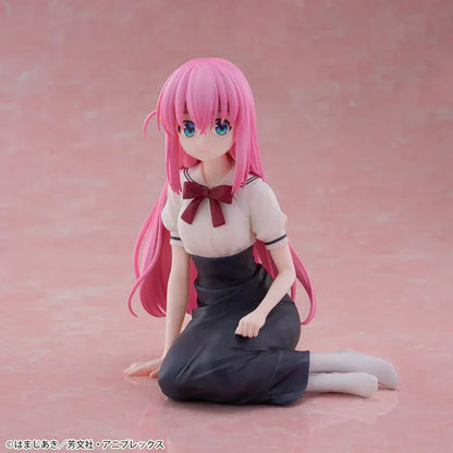 Bocchi the Rock Hitori Gotoh Casual Wear Ver 1/6 scale figure kneeling in café outfit with long pink hair