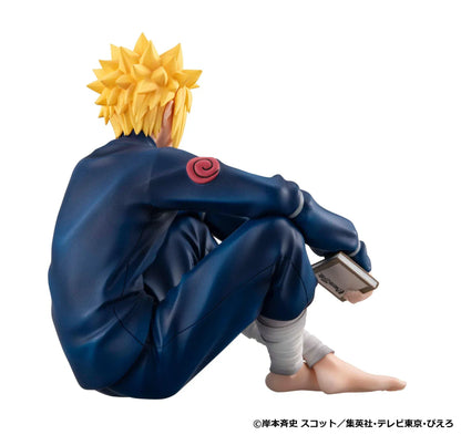 Naruto Shippuden G.E.M. Series Minato Namikaze Palm Size Figure in a relaxed seated pose