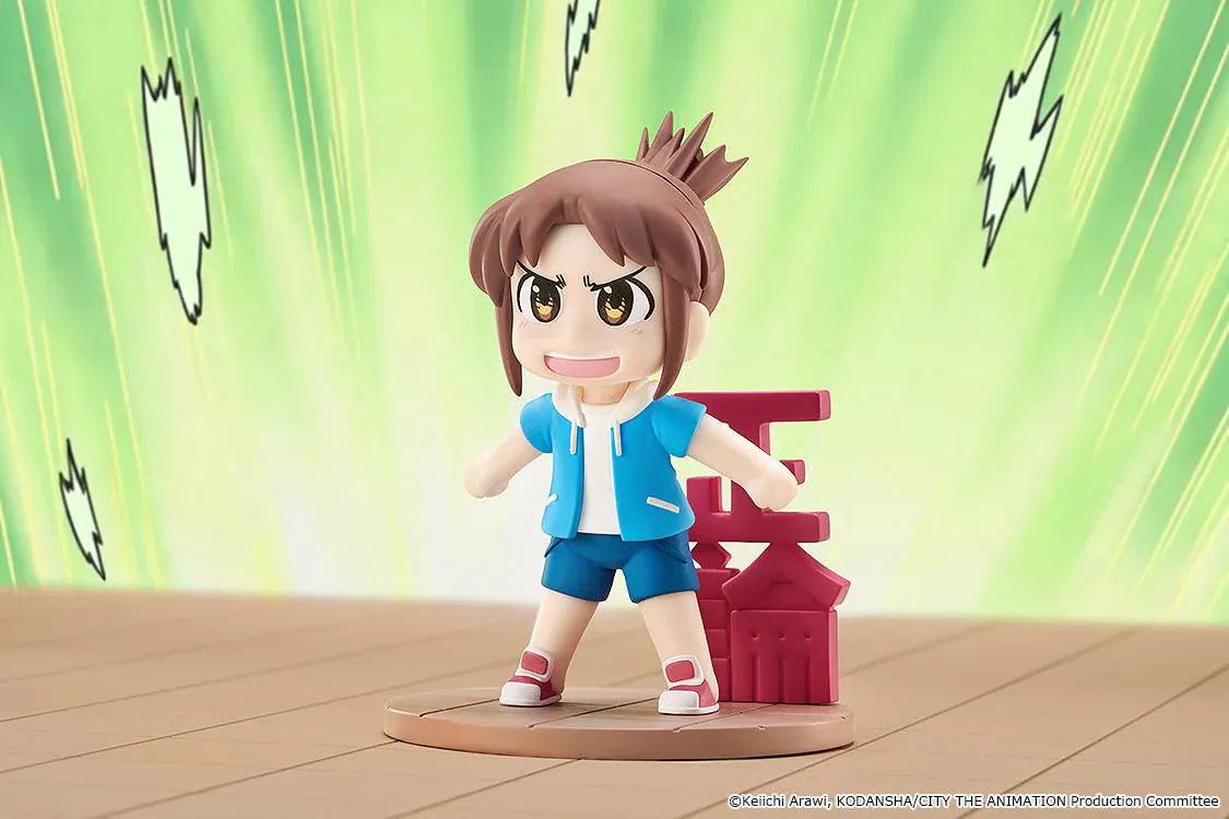 CITY THE ANIMATION Mini Memory Midori Nagumo Figure with brown hair, blue outfit, sneakers, energetic pose, and display base