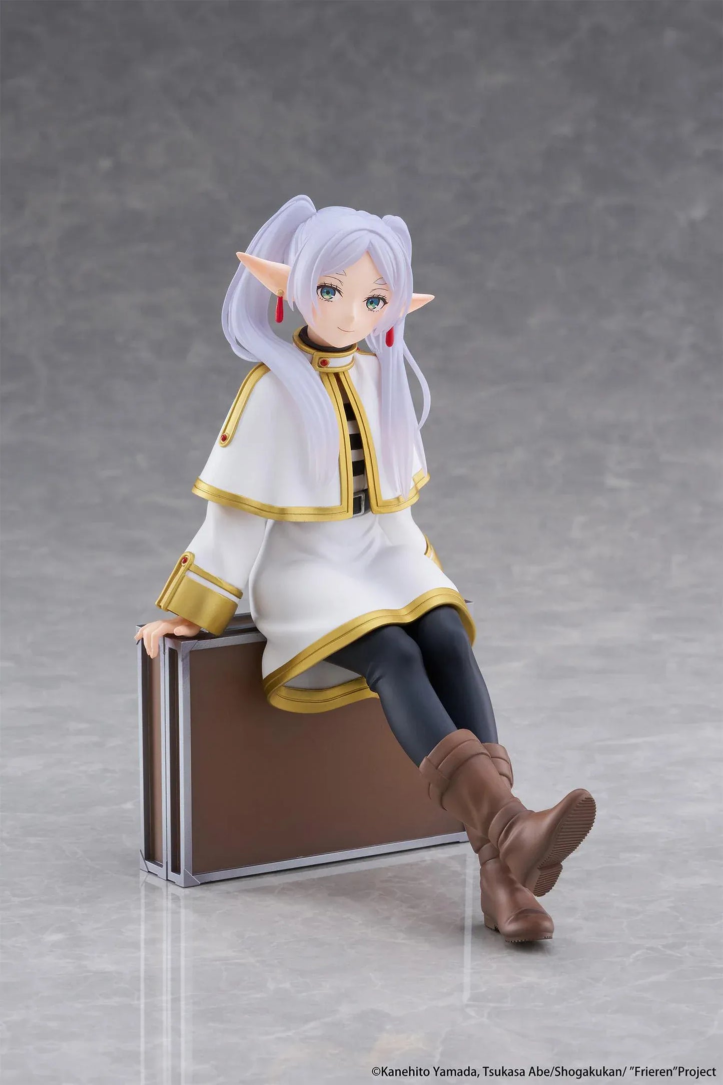 Frieren Desktop Cute trunk case version figure Beyond Journey’s End anime seated collectible