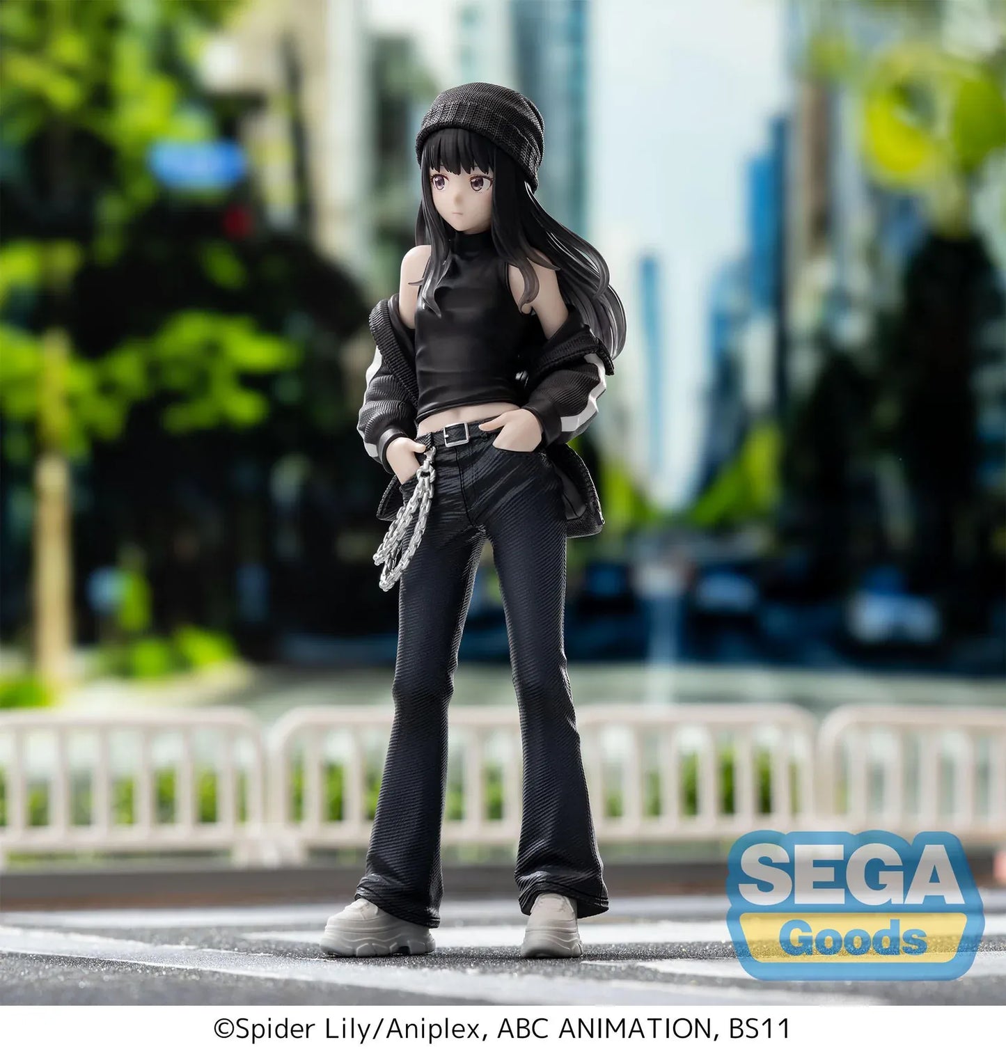 Lycoris Recoil High Premium Figure Takina Inoue Street Snap Figure wearing black streetwear with white sneakers