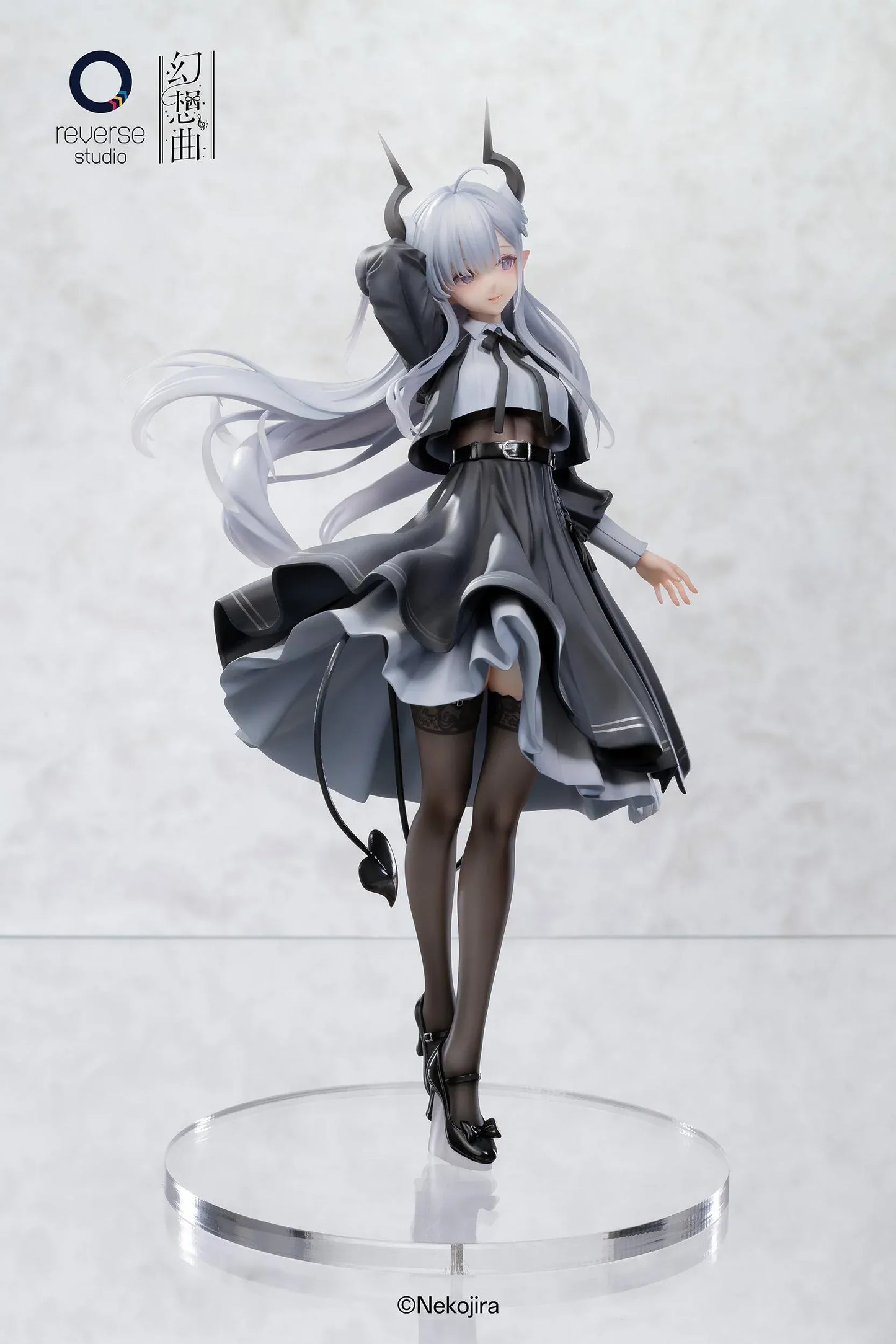 Fantasias Series Thea-chan Apprentice Succubus 1/6 scale figure set featuring two versions with horns tail and silver hair collectible