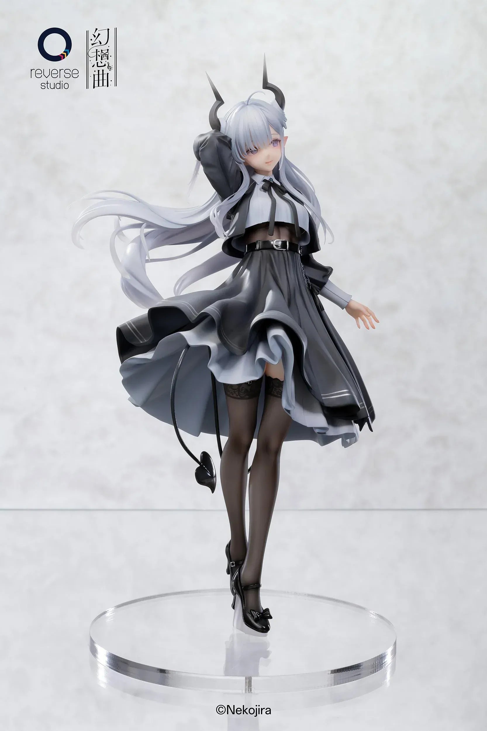 Fantasias Series Thea-chan Apprentice Succubus 1/6 scale figure set featuring two versions with horns tail and silver hair collectible