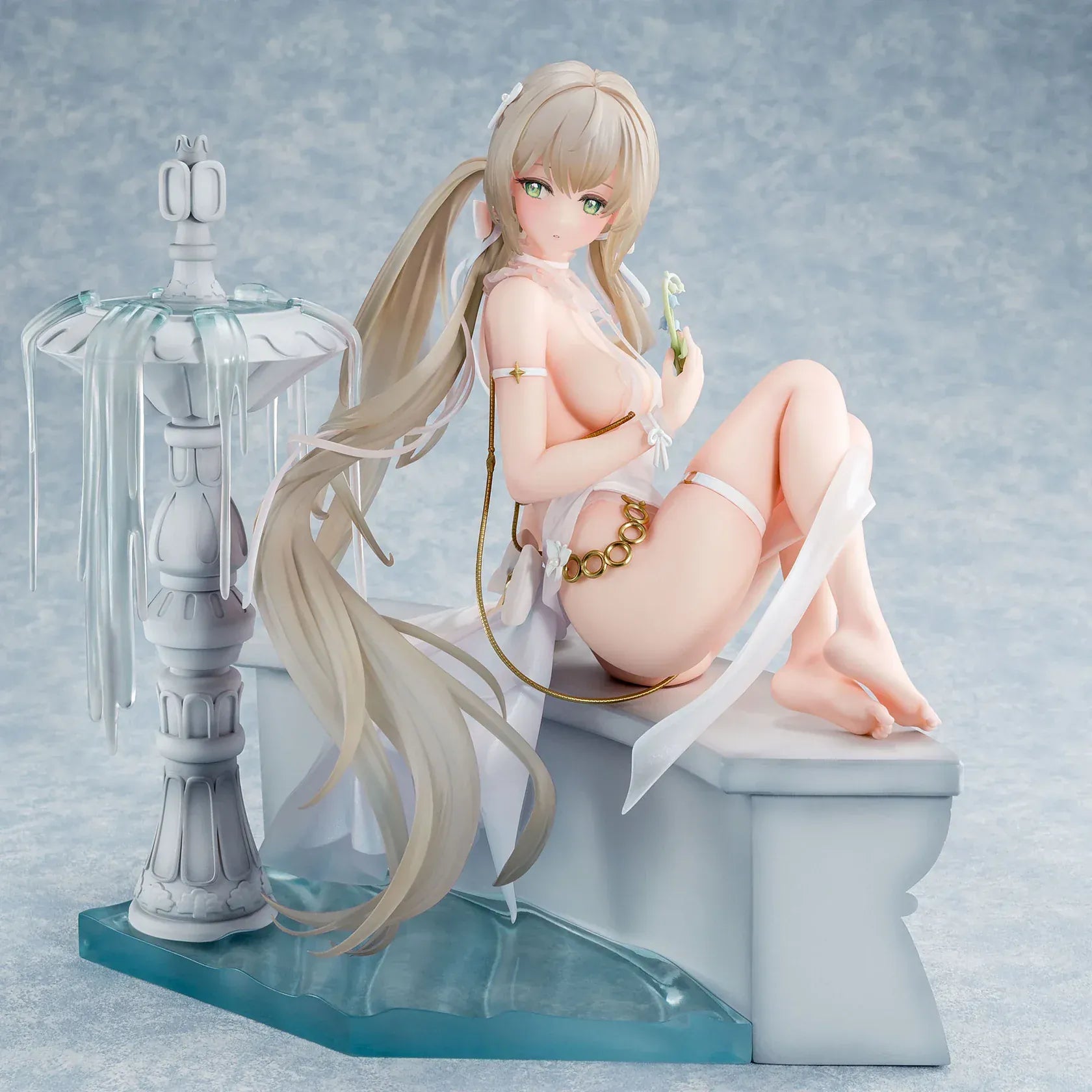 Houkiboshi Illustration Momoko 1/6 scale figure seated under crescent moon with flowing hair and gold accessories.