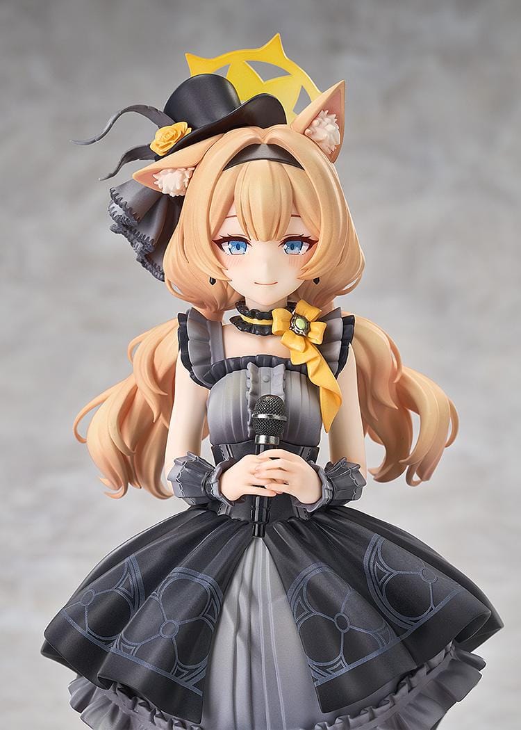 Blue Archive Mari Idol Memorial Lobby Ver 1/7 scale figure holding microphone in black dress