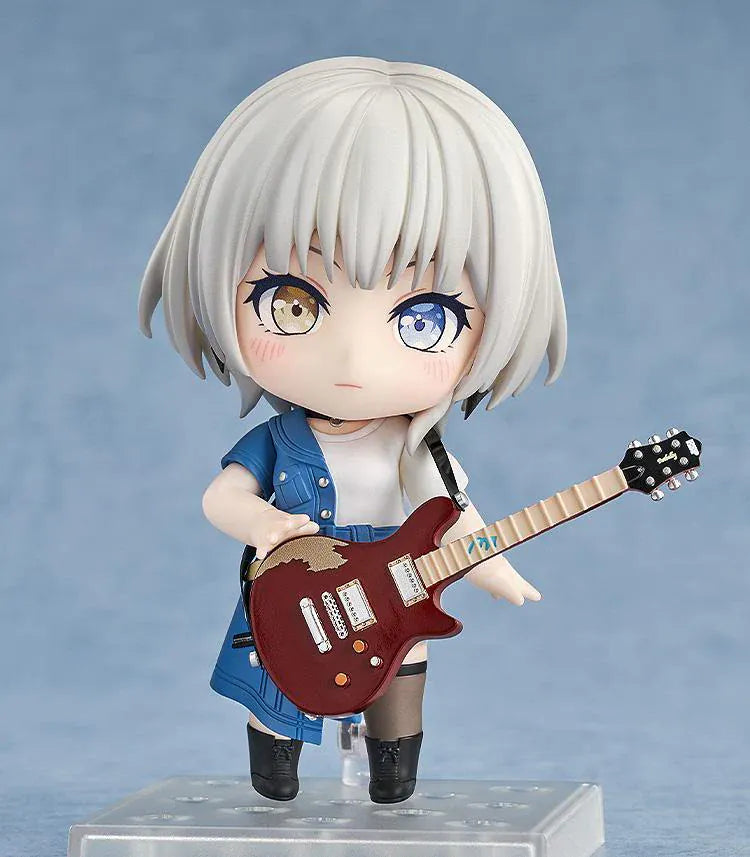 BanG Dream! It’s MyGO!!!!! Nendoroid No.2855 Rana Kaname chibi figure holding guitar with heterochromia eyes and blue outfit