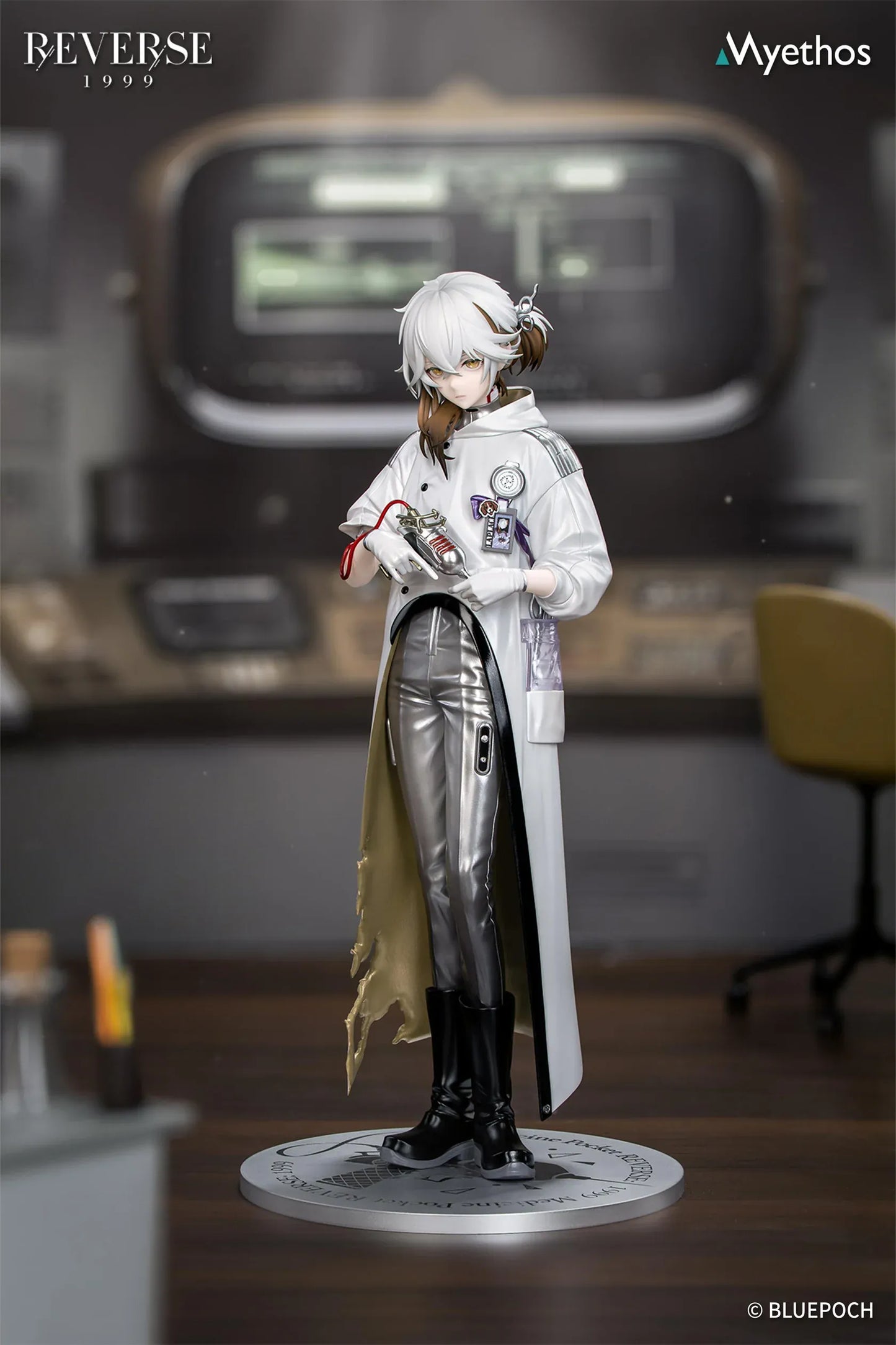 Reverse 1999 Gift+ Medicine Pocket 1/8 Scale Figure wearing a white laboratory coat, metallic silver pants, and black boots