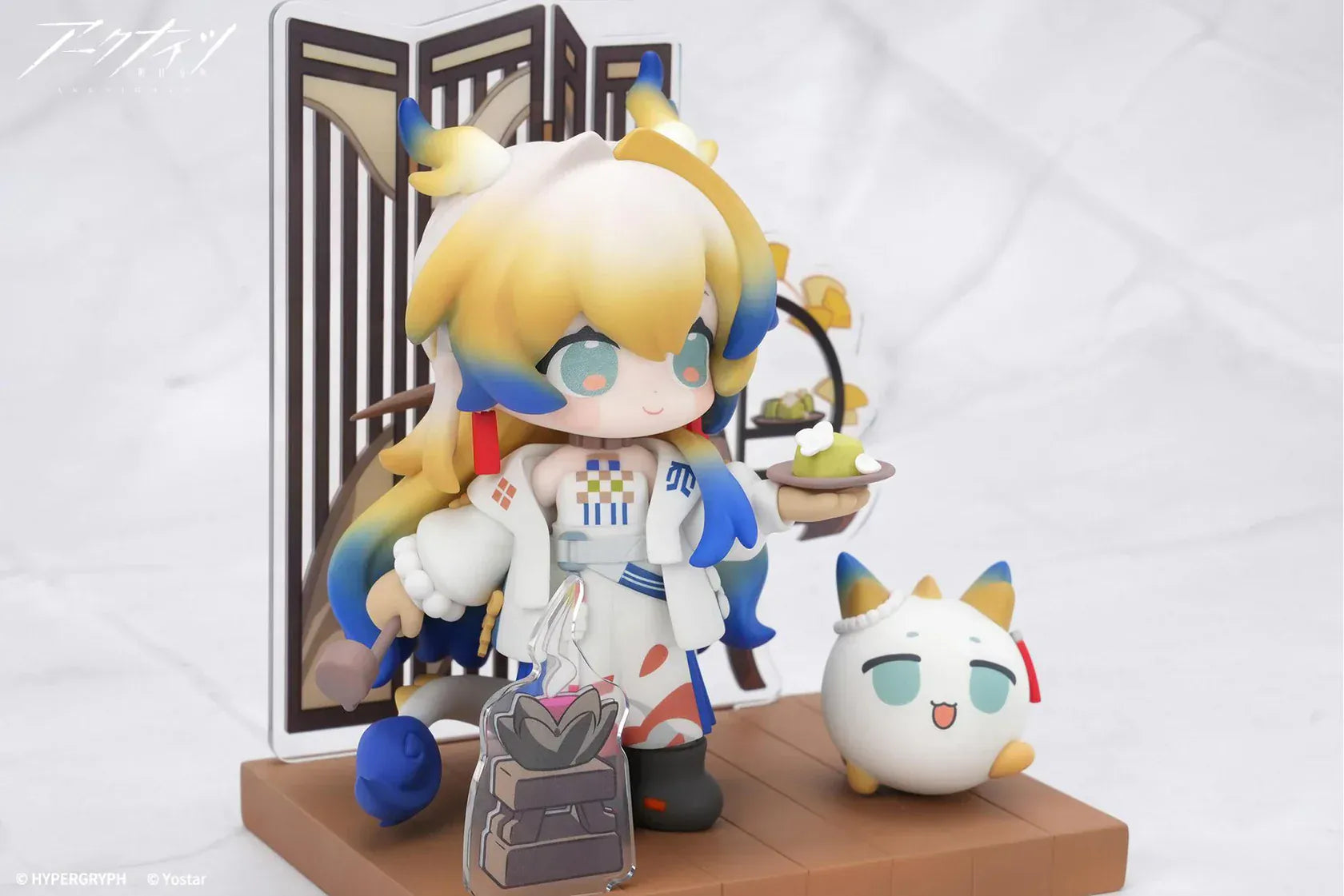 Arknights Cuties Series Shu chibi figure with decorative backdrop and themed accessories on display base