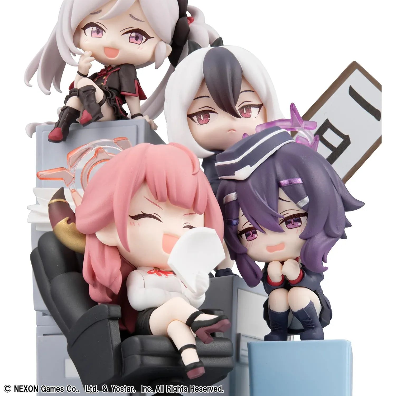 Blue Archive FigUnity Figure featuring multiple chibi-style Blue Archive characters in an office-themed diorama display with furniture, signboard, and colorful effect parts.