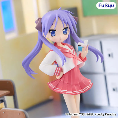 Lucky Star Trio-Try-iT Kagami Hiiragi figure by FuRyu in school uniform holding phone