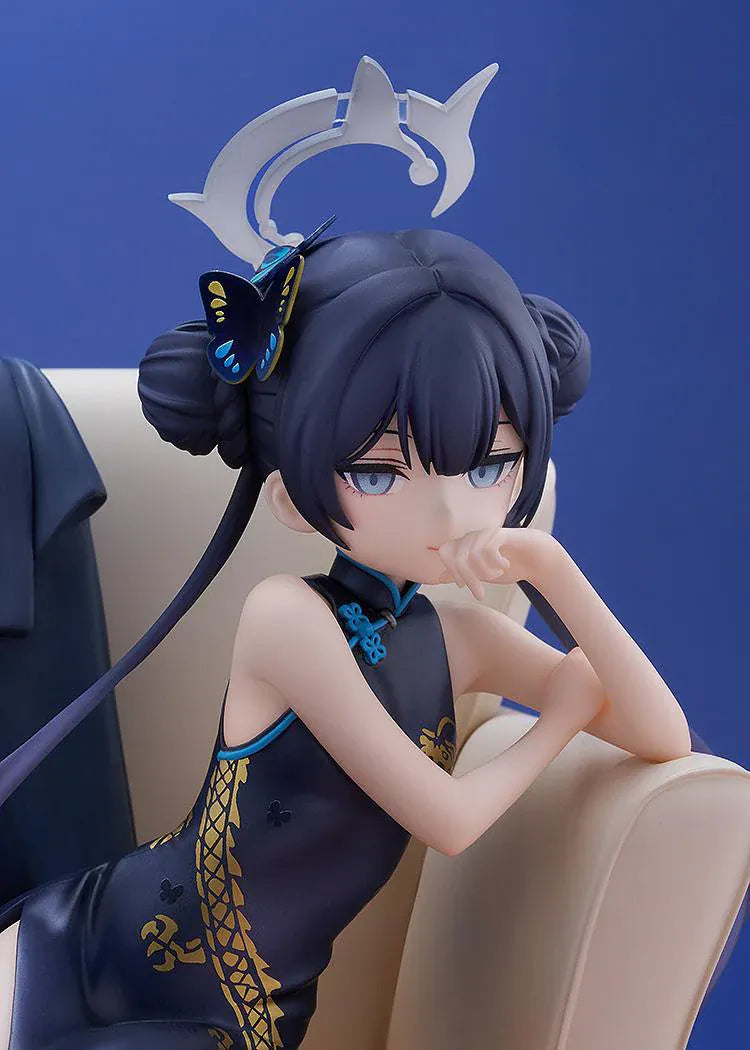 Blue Archive G.S. Collection Kisaki Memorial Lobby Ver. 1/7 Scale Figure seated in an armchair with dark outfit, halo, and blue accents