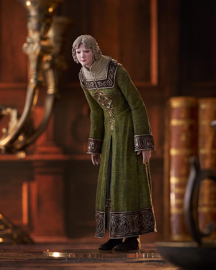 Elden Ring Pop Up Parade Rya figure wearing green robe with detailed ornamentation