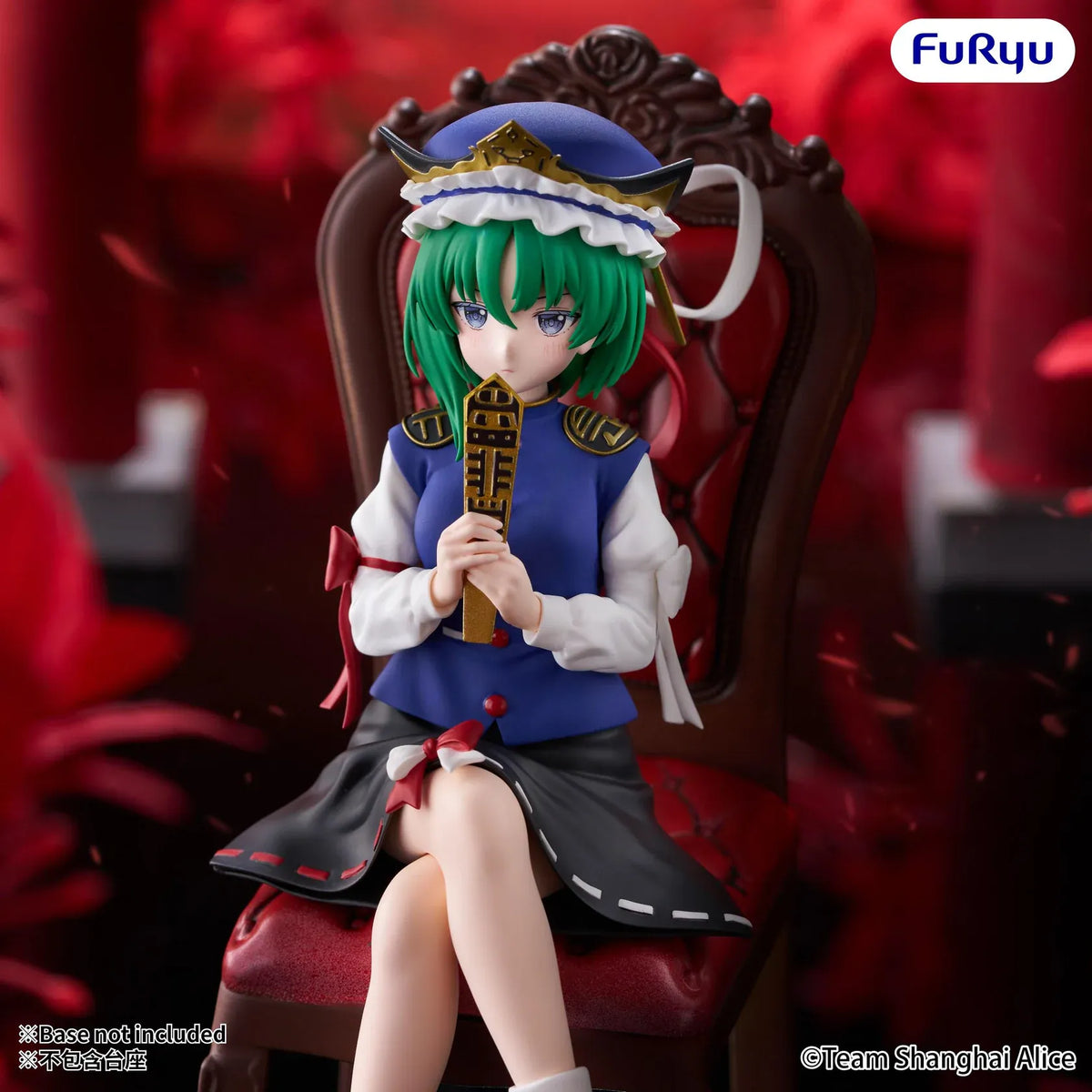 Shiki Eiki Yamaxanadu Noodle Stopper figure seated with crossed legs, green hair, a blue-and-white outfit, and a golden Rod of Remorse.