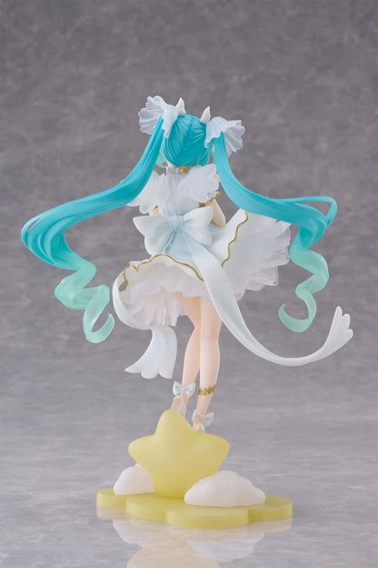 Vocaloid AMP+ Hatsune Miku Birthday 2026 Star Dreamy Ver figure featuring Hatsune Miku in a white dress standing on a star and cloud base