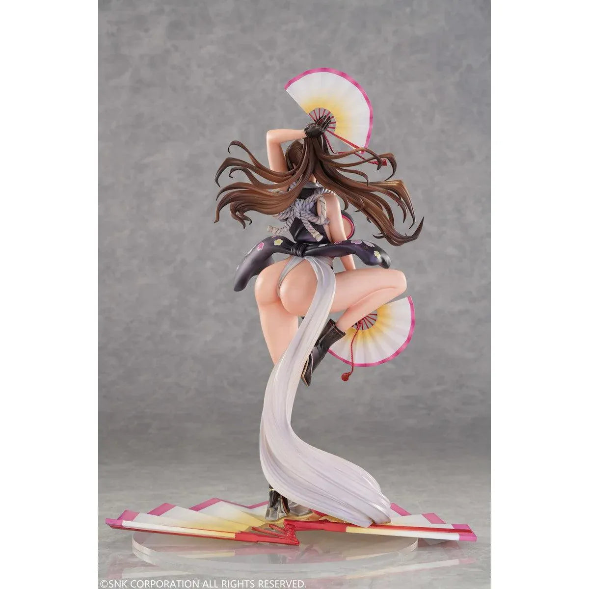 The King of Fighters x MA-Man Mai Shiranui 1/6 scale figure holding two folding fans in a dynamic pose on a fan-shaped base.