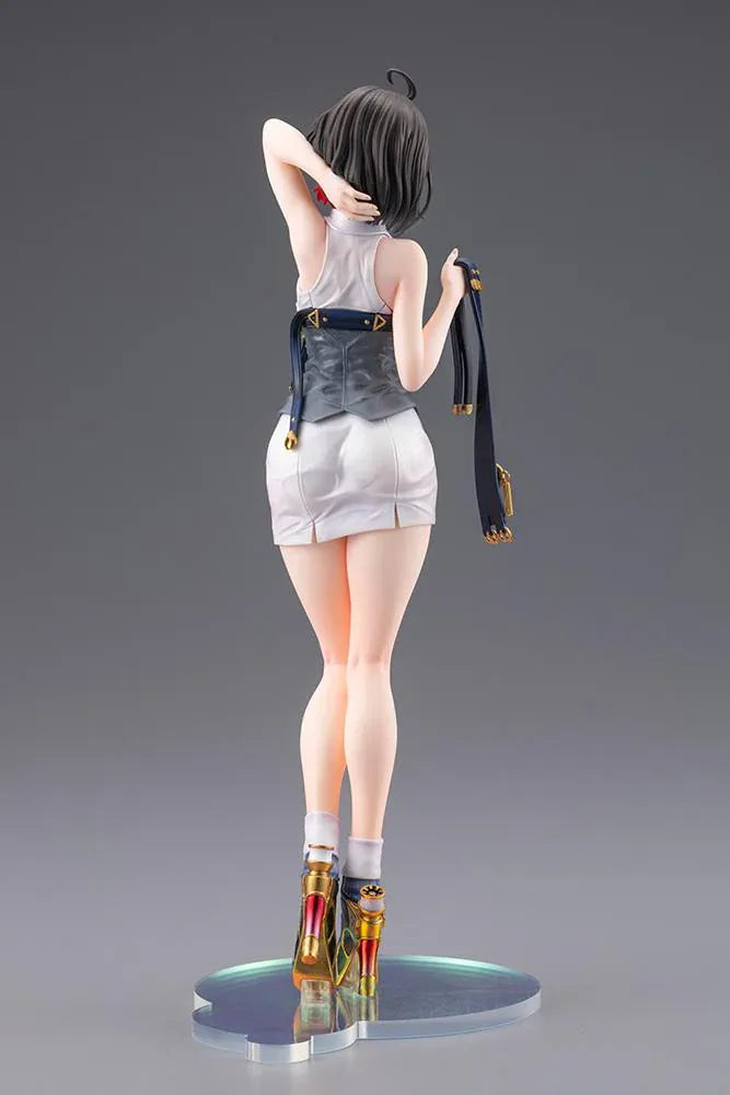 Atelier Yumia The Alchemist of Memories & the Envisioned Land Yumia Liessfeldt Sun Shower Ver. 1/7 Scale Figure featuring a short black-haired anime woman with blue eyes wearing a white outfit, black corset, and black ankle boots while holding a dark strap on a circular display base.