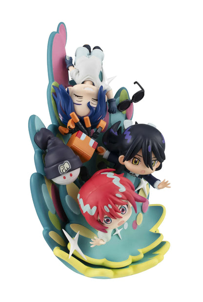 Mobile Suit Gundam GQuuuuuuX FigUnity figure with colorful chibi characters and bonus gift