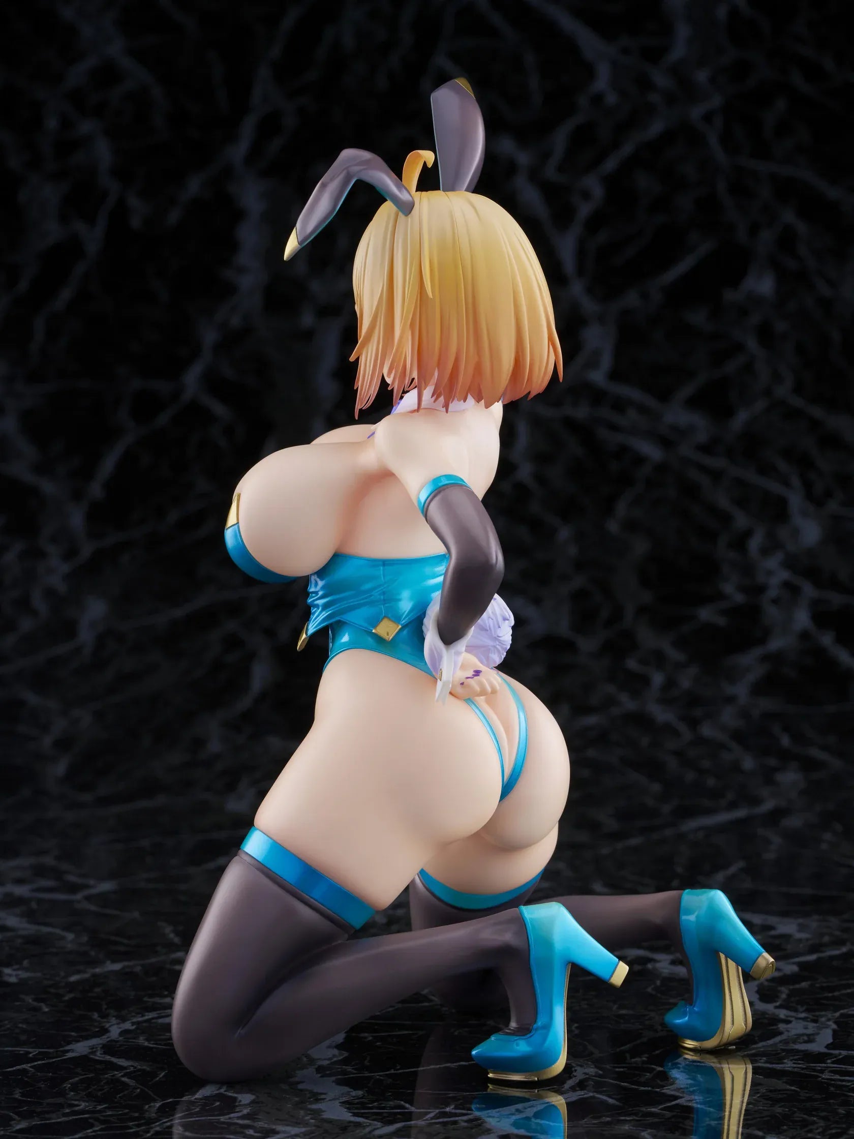 Illustration Sakura Sophia F. Shirring Blue Bunny Ver. 1/6 Scale Figure featuring Sakura Sophia in a blue bunny outfit with blonde hair, bunny ears, card details, and casino-inspired display background.
