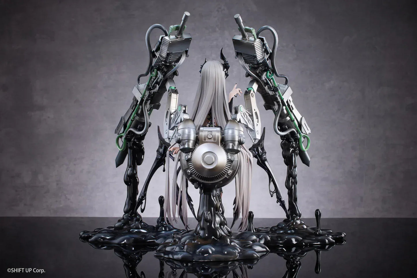 Goddess of Victory Nikke Leviathan Deluxe Edition 1/7 scale figure with large mechanical weapon systems and glossy black effect base