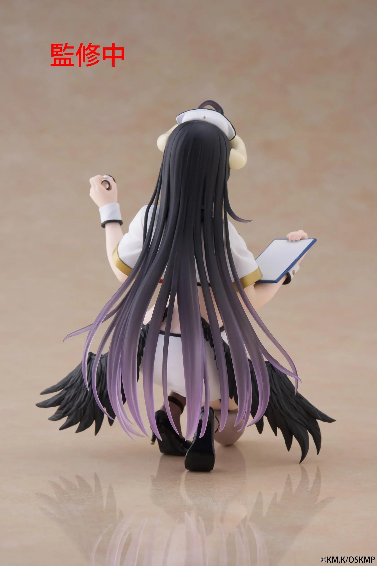 Overlord Desktop Cute Albedo (Nurse Ver.) Figure featuring Albedo in a white nurse outfit with wings, stethoscope, and elegant smile.