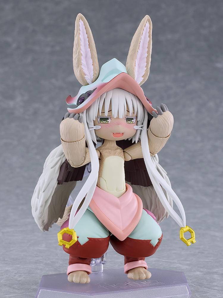 Made in Abyss The Golden City of the Scorching Sun figma Nanachi articulated figure with Meinya accessory