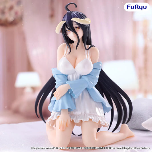 Overlord Albedo Loungewear Pearl White Ver Noodle Stopper Figure wearing white loungewear and a light blue robe