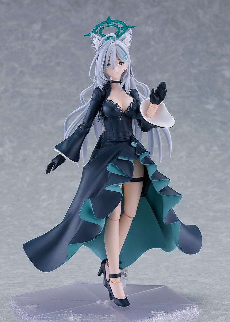 Blue Archive figma Shiroko Terror Figure with silver hair, wolf ears, halo, black outfit, flowing coat, and weapon accessory