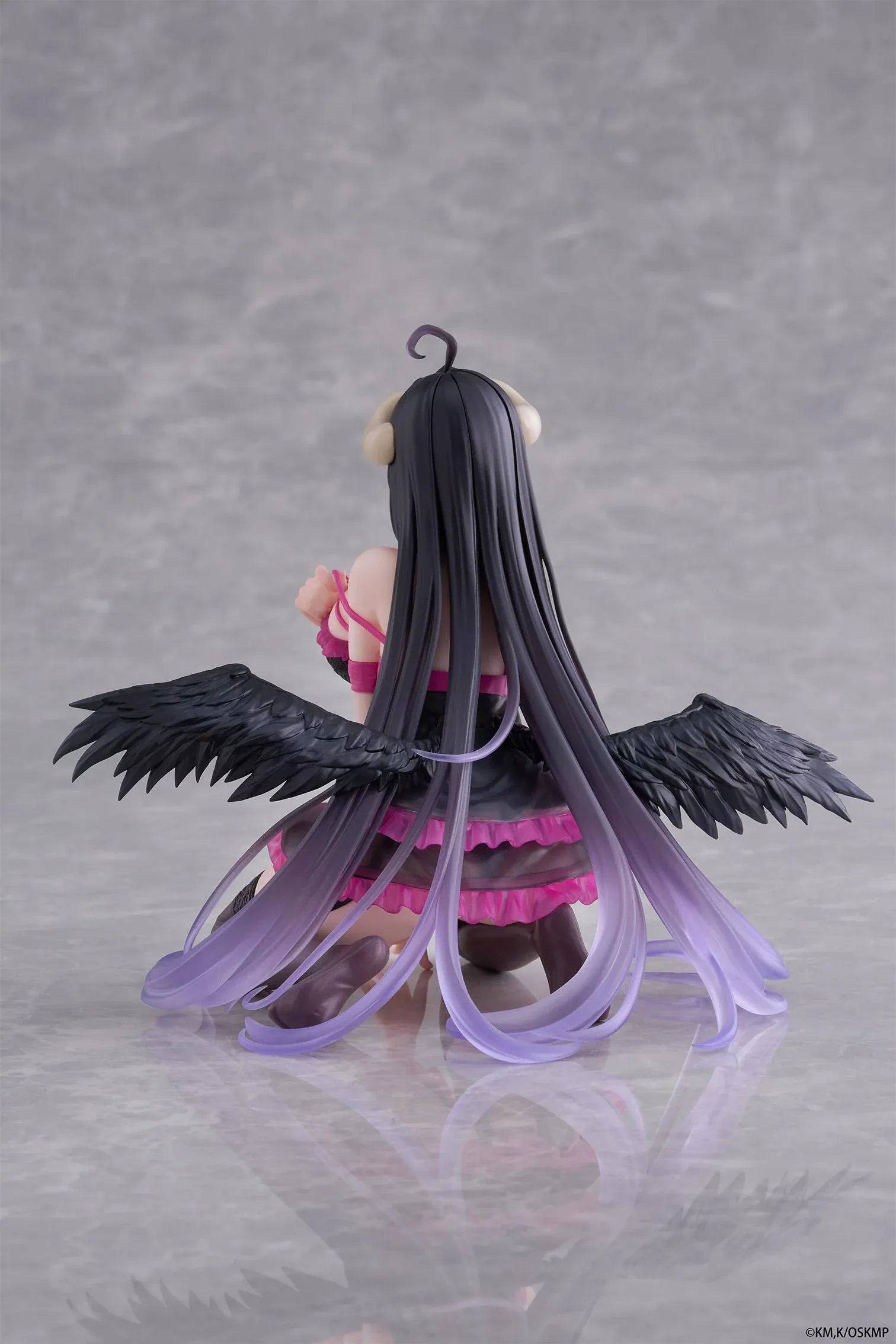Albedo Negligee Desktop Cute Figure Overlord anime figure with wings and horns seated pose