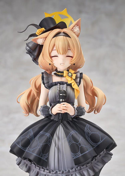 Blue Archive Mari Idol Memorial Lobby Ver 1/7 scale figure holding microphone in black dress