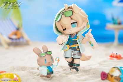 Arknights Cuties Series Tequila Chibi Figure with bunny companion, sunglasses, tropical beach umbrella, palm tree, and beach accessories