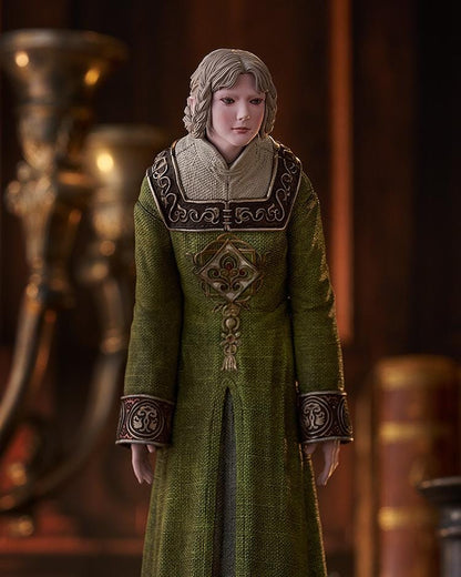 Elden Ring Pop Up Parade Rya figure wearing green robe with detailed ornamentation