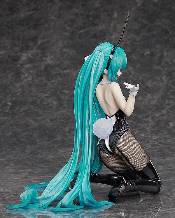 Vocaloid B-Style Hatsune Miku Art by SanMuYYB Bunny Ver. 1/4 Scale Figure Reissue featuring Miku in a black and white bunny outfit with teal twin tails and bunny ears.