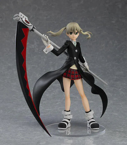 Soul Eater Pop Up Parade Maka Albarn re-run figure holding large red-and-black scythe with flowing black coat and plaid skirt
