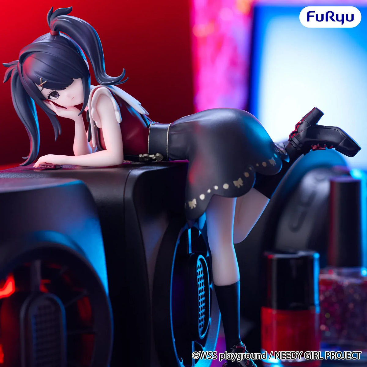 Ame-chan Noodle Stopper figure featuring a dark ponytail, black and burgundy outfit, platform shoes, and a relaxed reclining pose.
