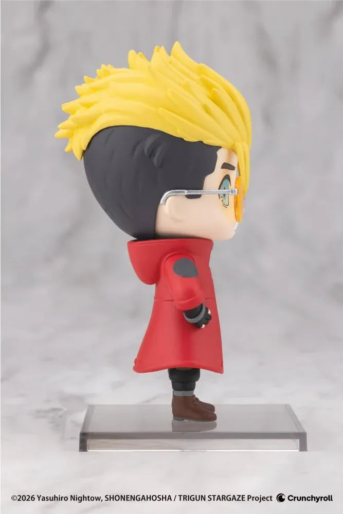 TRIGUN STARGAZE Oshi Works Mini Vash the Stampede figure with blond hair, amber glasses, red coat, toothy grin, and raised mechanical arm.