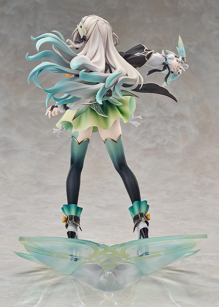 Honkai: Star Rail Firefly 1/7 scale figure in dynamic pose with green gradient outfit and translucent wing-like base