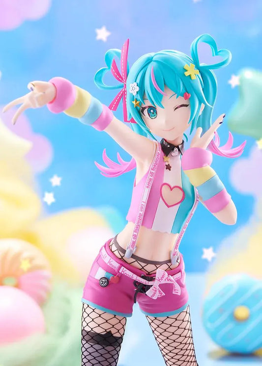 Hatsune Miku DecoMiku Lightness L Size figure with turquoise and pink twin-tails, a colorful cropped top, pink shorts, and black boots.
