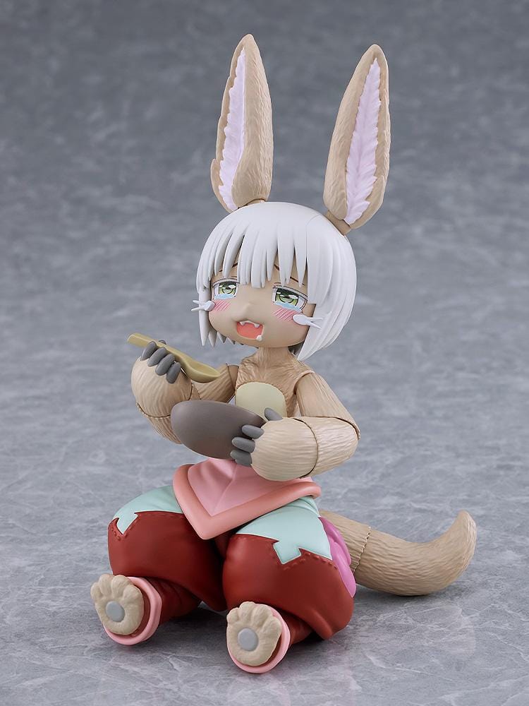 Made in Abyss The Golden City of the Scorching Sun figma Nanachi articulated figure with Meinya accessory
