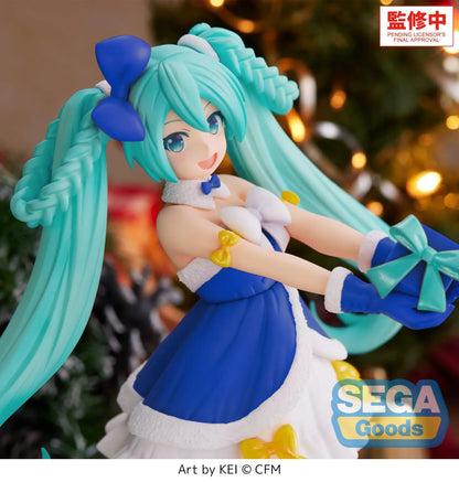 Vocaloid High Premium Figure Hatsune Miku Sapphire Christmas Ver Figure in blue Christmas outfit holding a gift box
