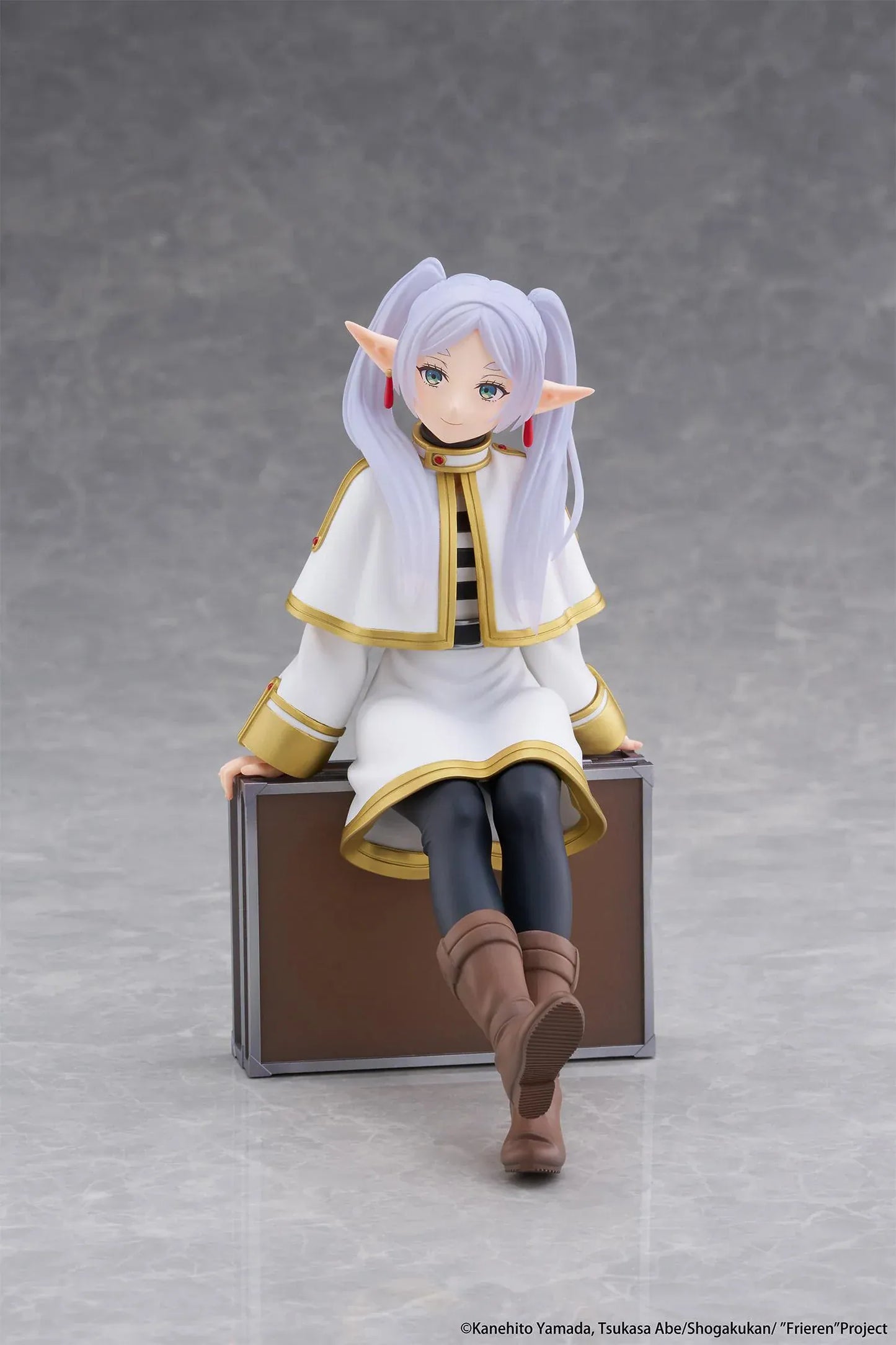Frieren Desktop Cute trunk case version figure Beyond Journey’s End anime seated collectible