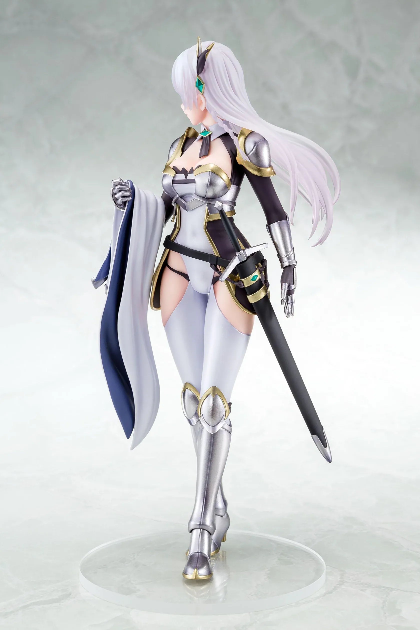 Old Country Bumpkin to Master Swordsman Allucia Citrus 1/6 Scale Figure with pale lavender hair, silver armor, sword accessory, cape, and clear display base