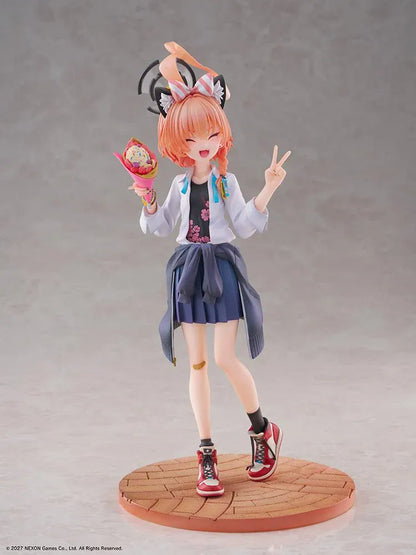 Blue Archive Neru School Memorial Lobby Ver 1/7 Scale Figure holding a colorful crepe and making a peace sign