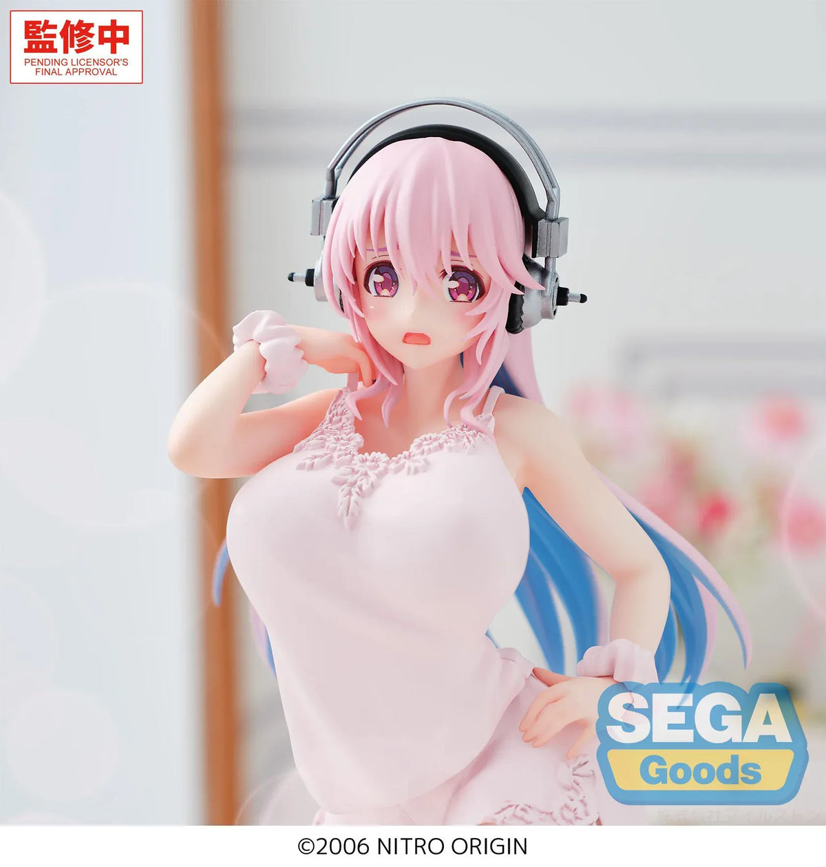Nitroplus Yumemirize Super Sonico figure wearing pink pajamas and headphones in a kneeling pose