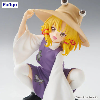 Noodle stopper figure of Touhou Project’s Suwako Moriya crouching playfully in a purple dress with frog-eye hat, designed to sit on the edge of a cup or shelf.