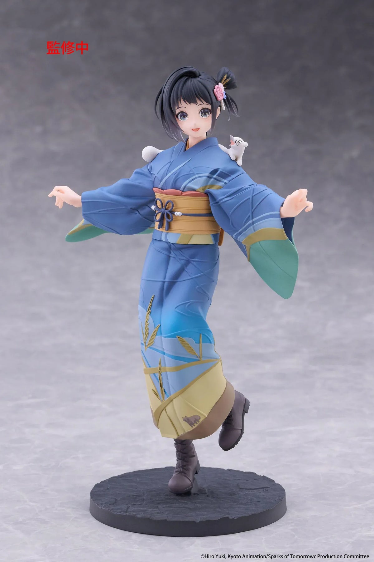 Sparks of Tomorrow Inako Momokawa Coreful Figure featuring a dark-haired anime girl with a pink floral hair accessory, blue kimono with gold and green accents, golden obi, brown boots, and a small white cat perched on her shoulder, standing on a textured circular base.
