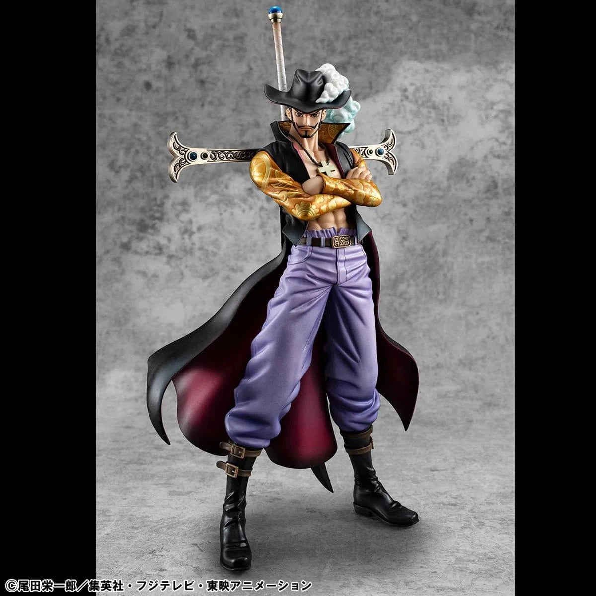 One Piece Portrait of Pirates SA-Limited Dracule Mihawk Ver. R Figure standing with arms crossed and sword on back