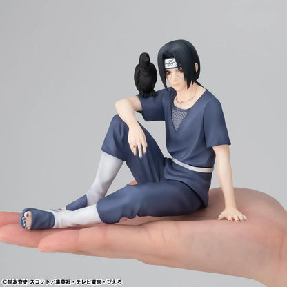 Naruto Shippuden G.E.M. Series Itachi Uchiha Tenohira figure featuring Itachi seated with Sharingan eyes, Leaf Village headband, shinobi outfit, and crow detail.
