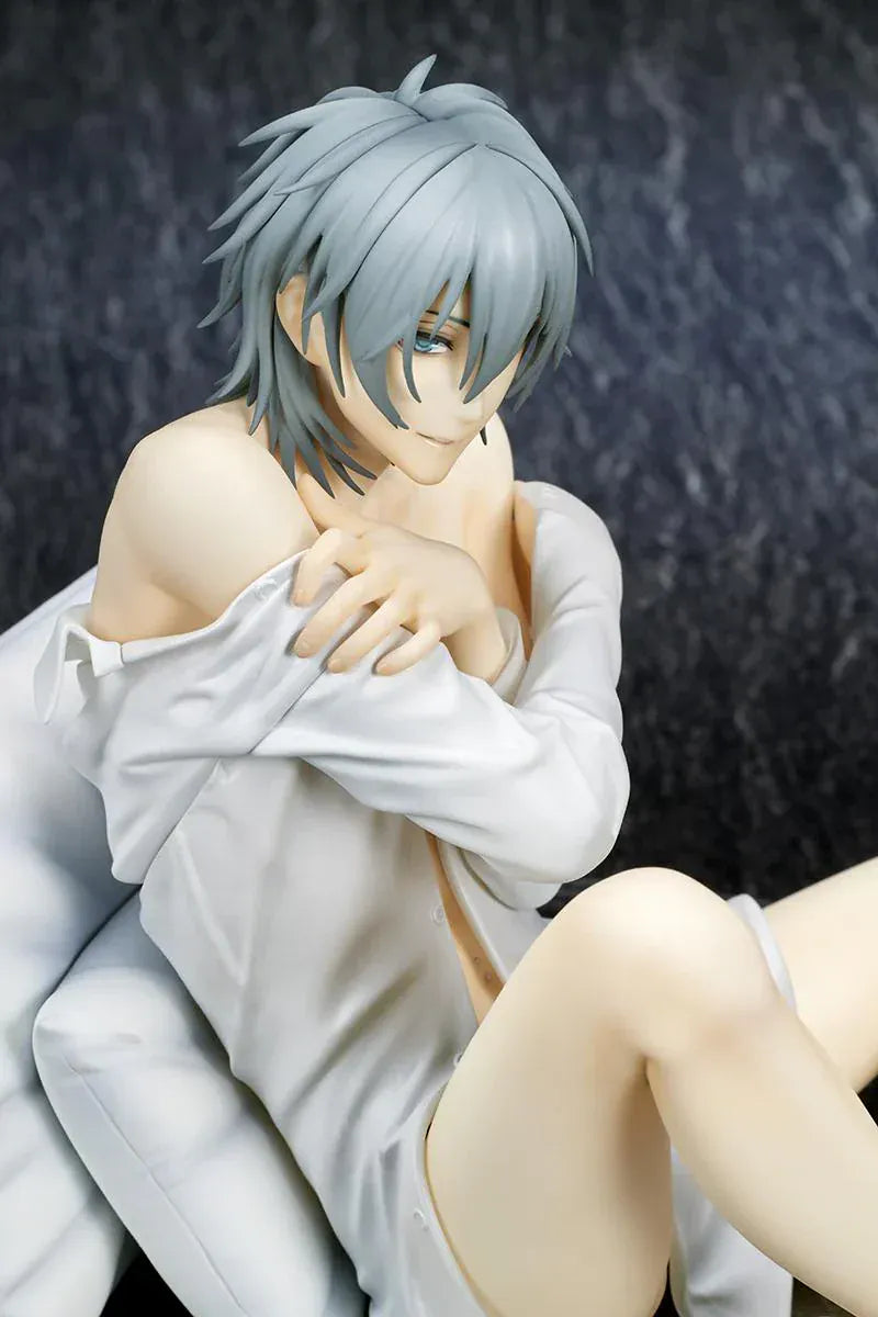Akira 1/7 scale figure from Togainu no Chi sitting on cushion with relaxed pose and detailed sculpt