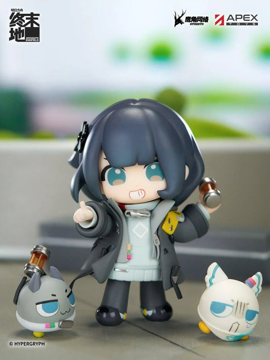Arknights Endfield Cuties Series Female Endministrator figure with dark blue hair, two round companions, and an industrial-style backdrop.