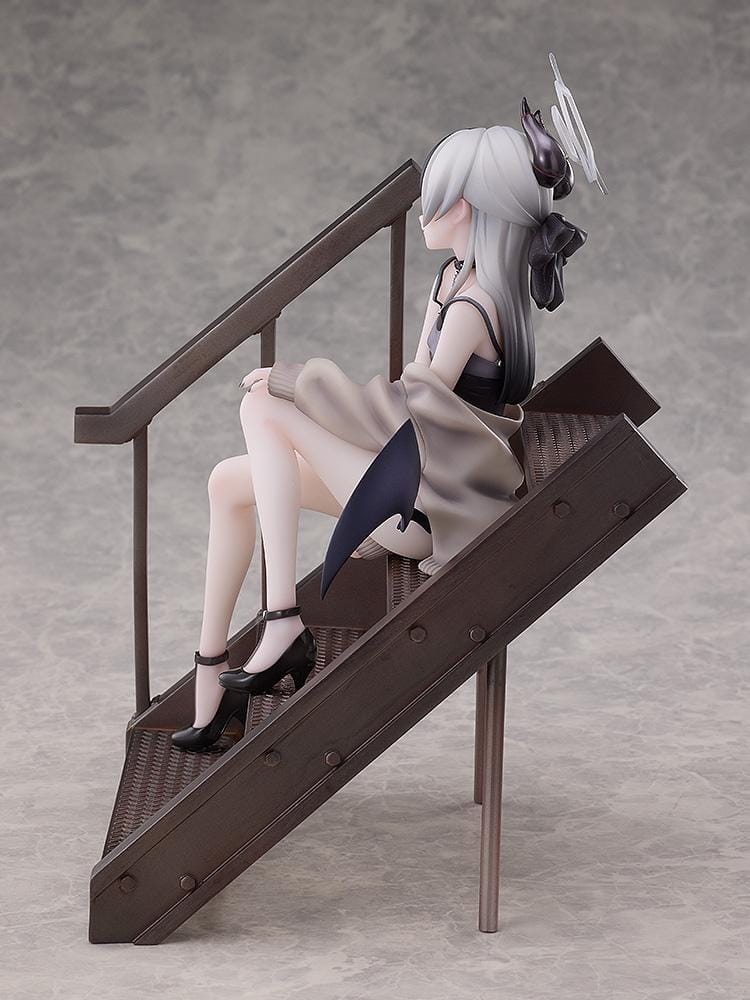 Blue Archive Kayoko Memorial Lobby dress version 1/7 scale figure seated on staircase with elegant outfit